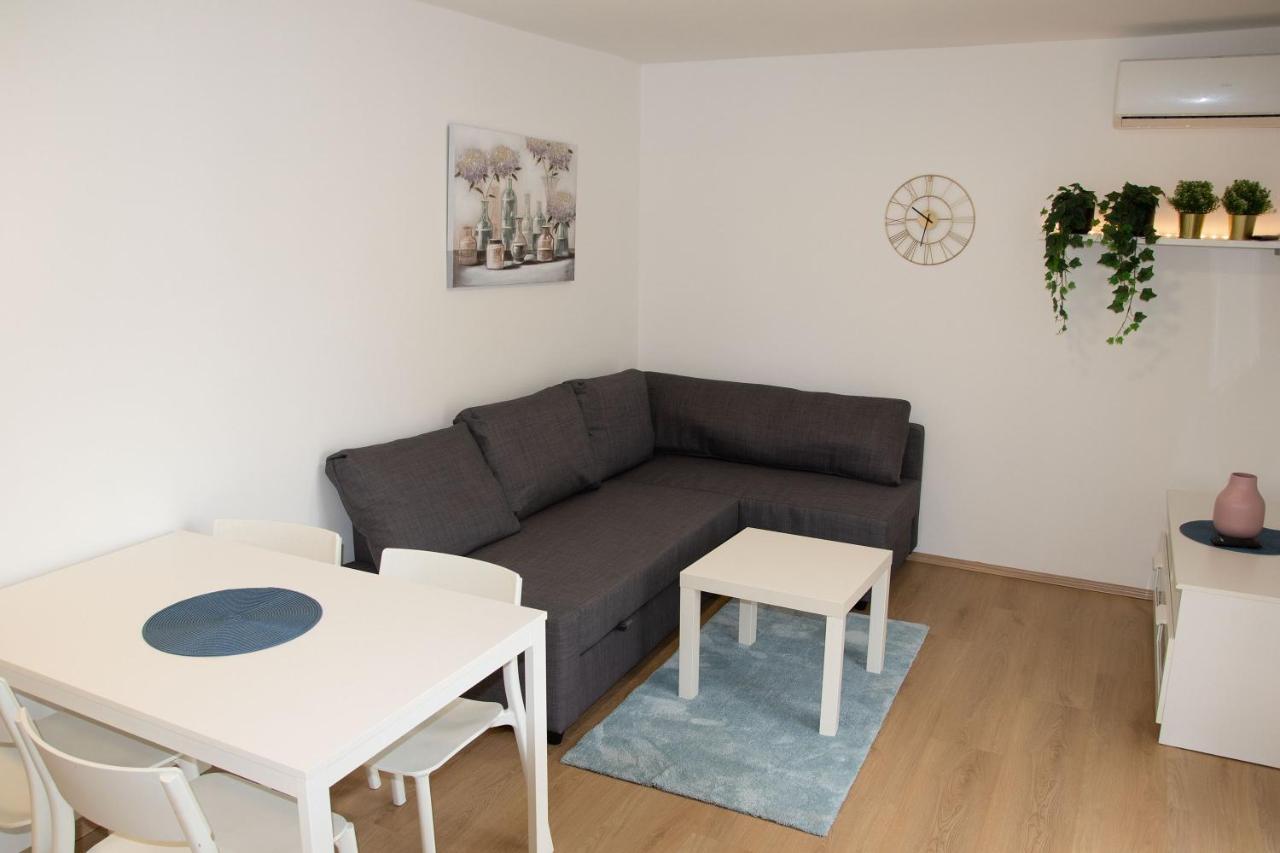 Goya - Selce Apartment Exterior foto